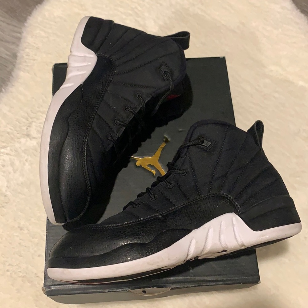Jordan 12s